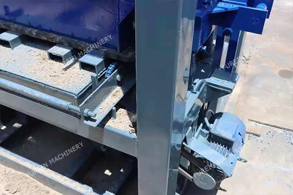 Motor of QT4-26 Block Machine