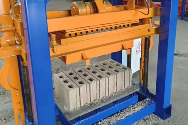 Finished concrete blocks pressed by QT4-40 block making machine